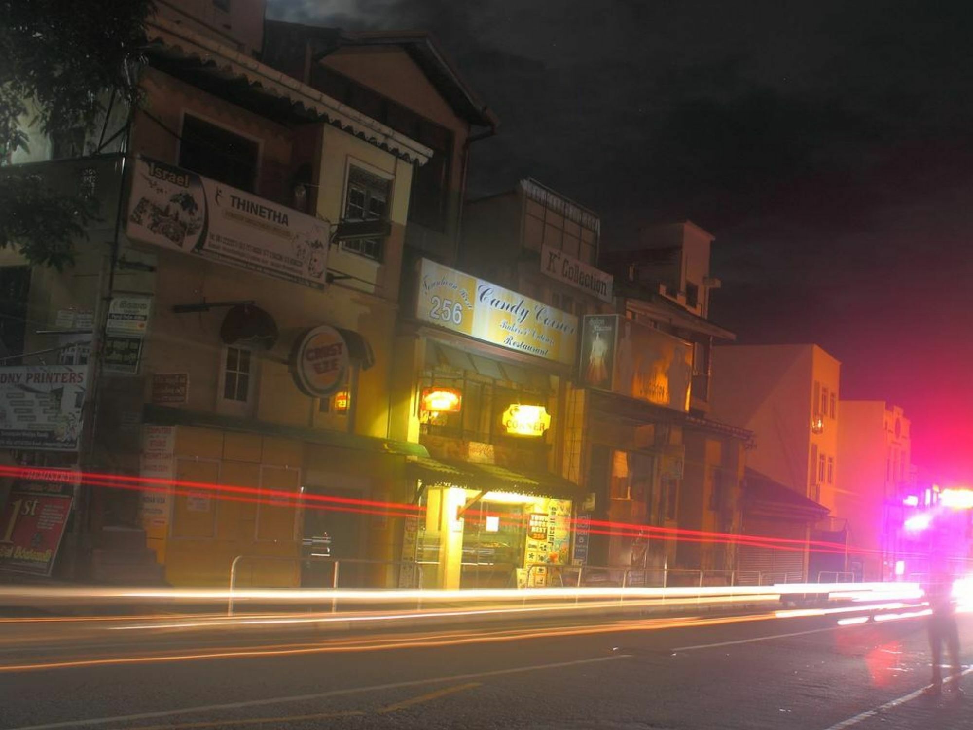 فندق 256 تاون هاوس ريست كاندي المظهر الخارجي الصورة